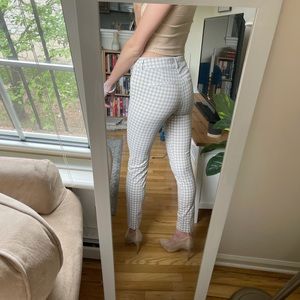 Tan/white checkered dress pants